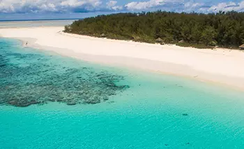 MNEMBA ATOLL SNORKELING